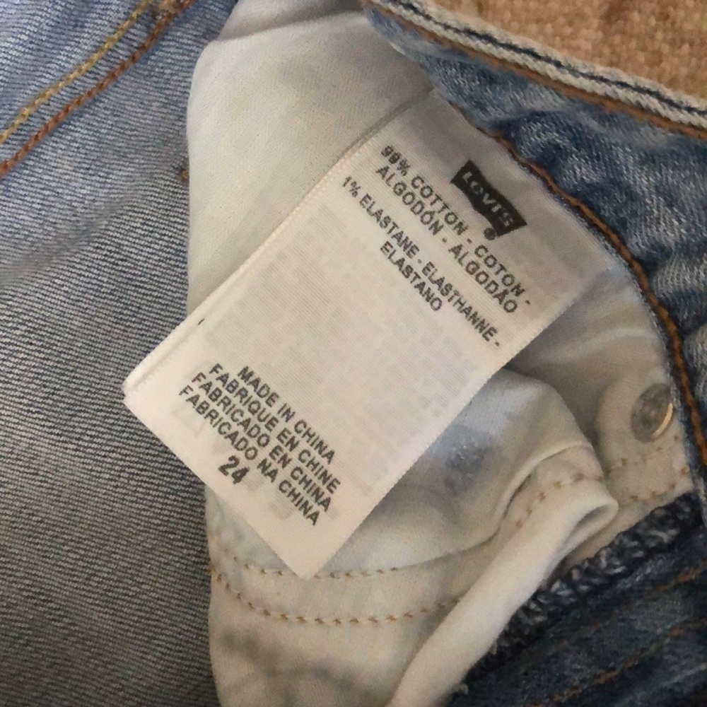 BUTT RIP LEVIS - Picture 4 of 7